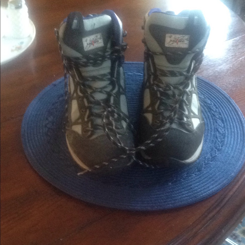 Kayland hiking boots Women's size 8.5 Men's 7